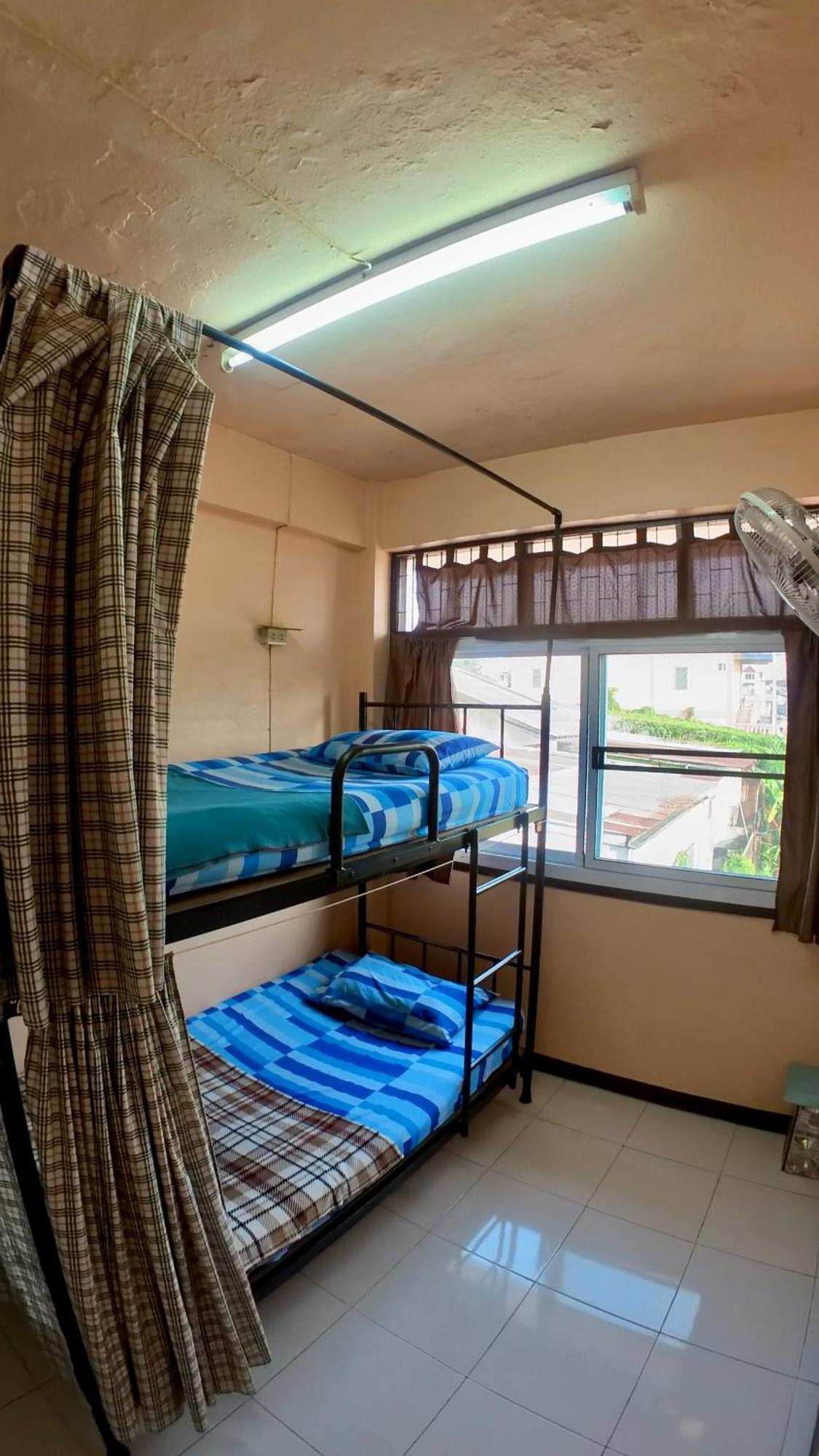 Karma Home Hostel Phitsanulok Dış mekan fotoğraf